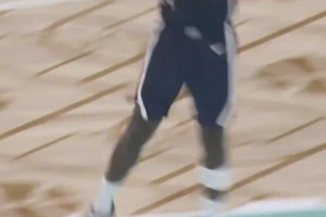 还原度如何？麦迪被游戏里自己vs科比的还原度震撼到！